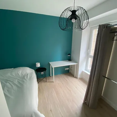 Longere En Centre-ville Vila Brest